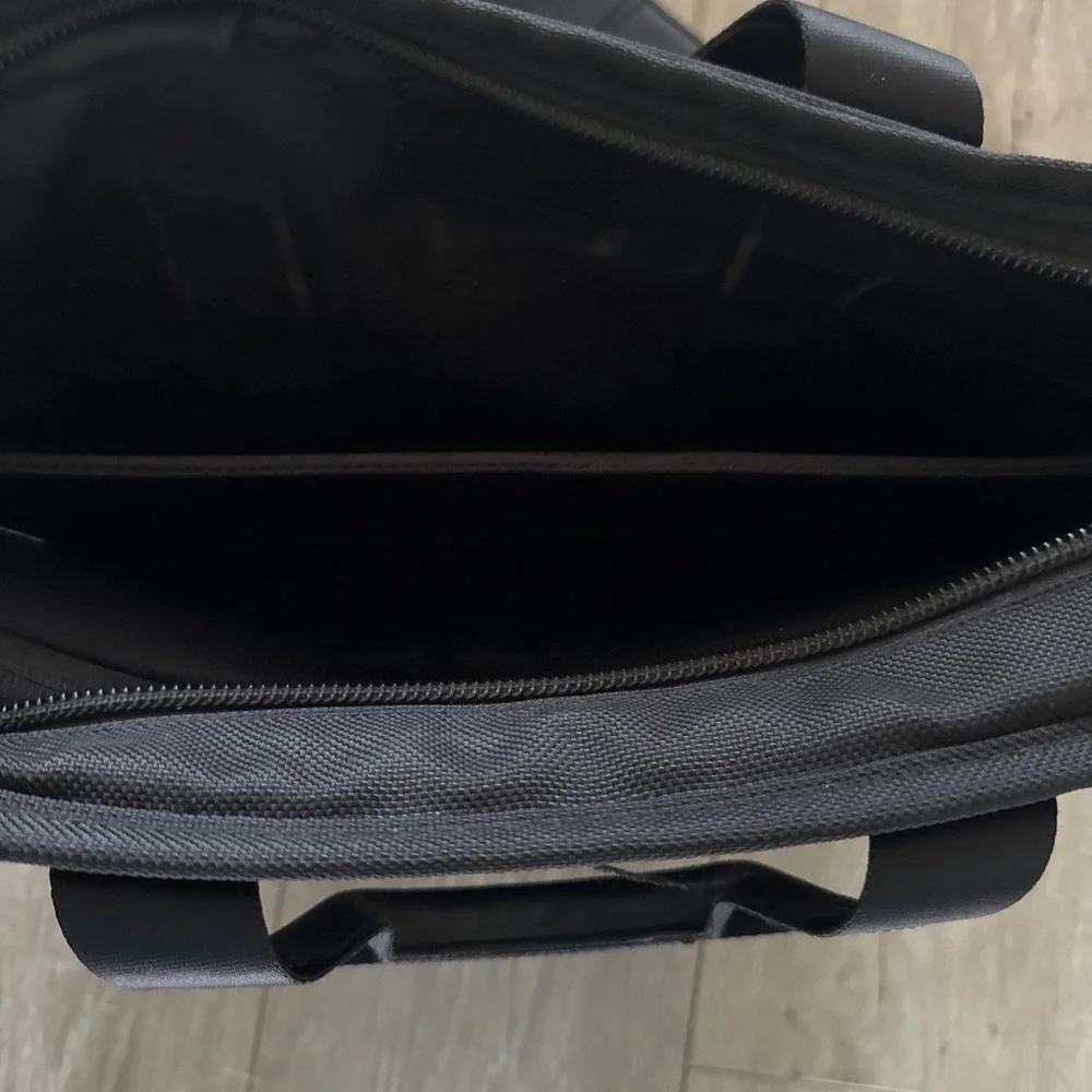 Tumi Alpha Organizer Portfolio Briefcase Laptop Bag‎ Ballistic Shoulder Strap